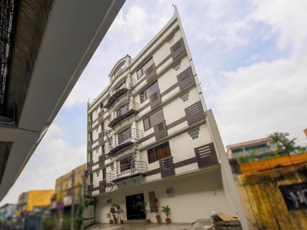 Hotel Oyo 828 Keysabel 5 San Juan (Metro Manila)